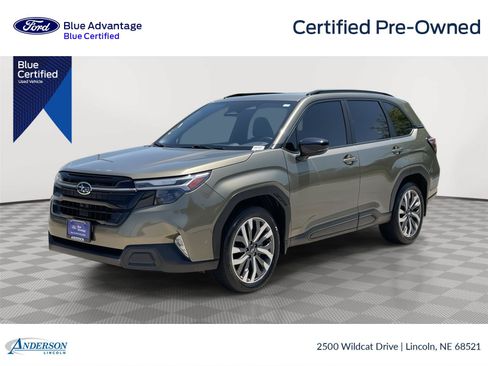 Used 2025 Subaru Forester Touring AWD/4WD image 1