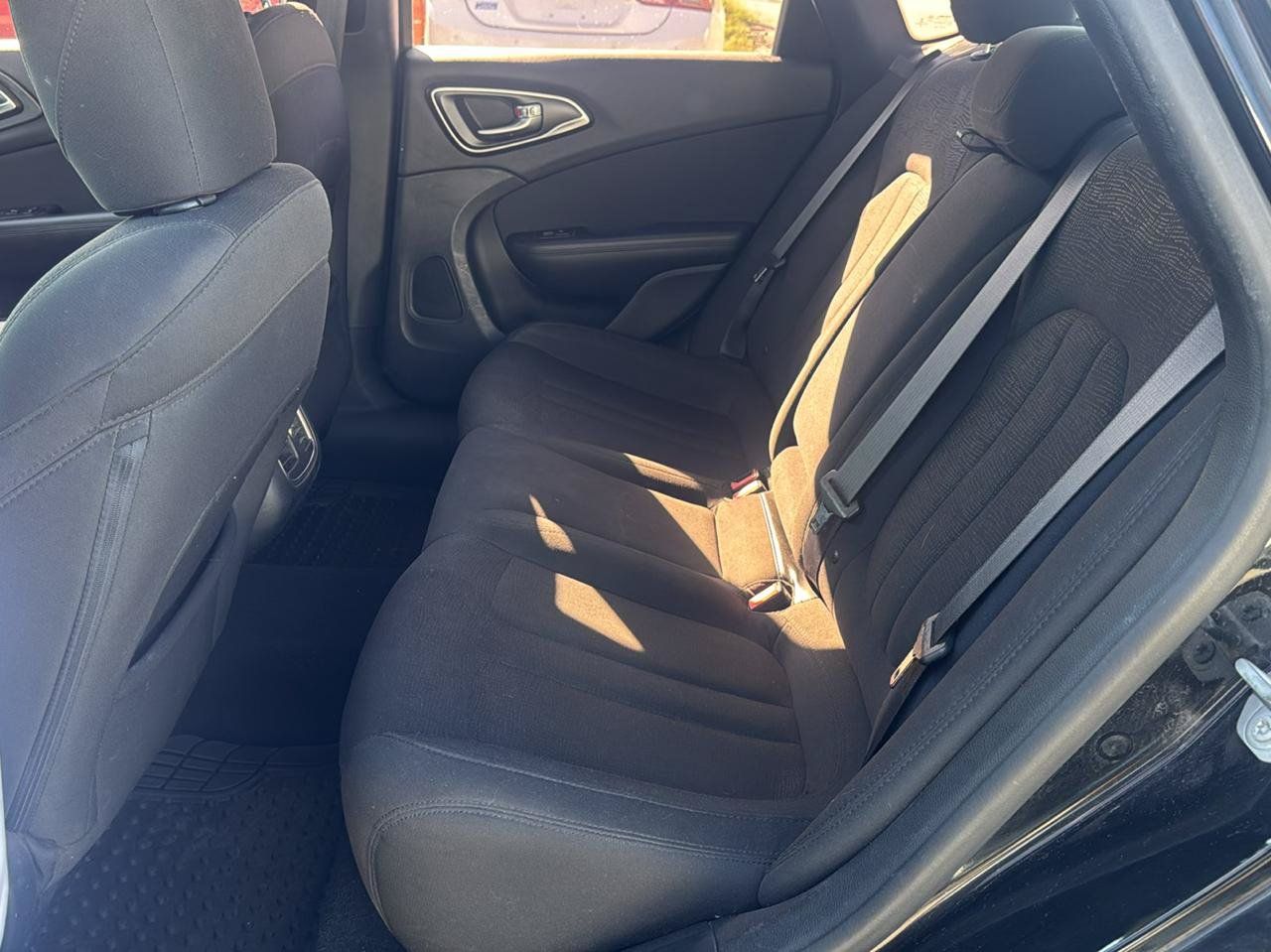 Used 2016 Chrysler 200 Limited w/ Anniversary Edition FWD image 11