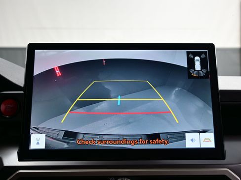 Used 2025 Toyota Tacoma TRD Off-Road w/ TRD Off Road Upgrade Package image 19