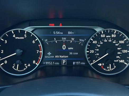 Used 2023 Nissan Altima 2.5 SR w/ SR Premium Package FWD image 25