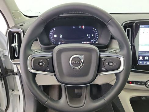Used 2025 Volvo XC40 B5 Ultra w/ Protection Package Premier AWD/4WD image 23