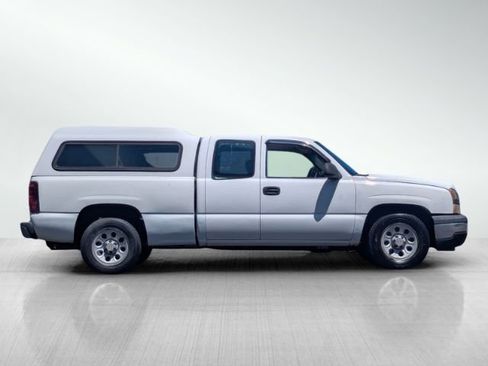 Used 2006 Chevrolet Silverado 1500 W/T RWD image 3