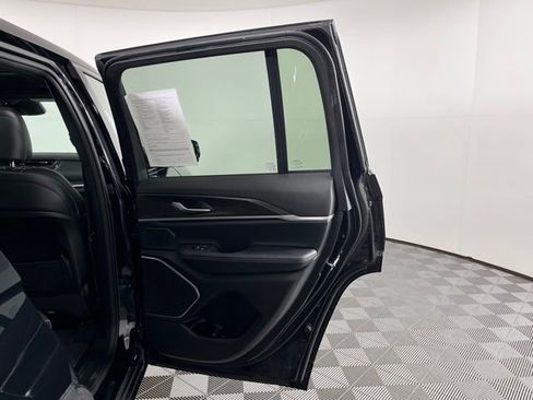Used 2026 Jeep Grand Cherokee Limited AWD/4WD image 42