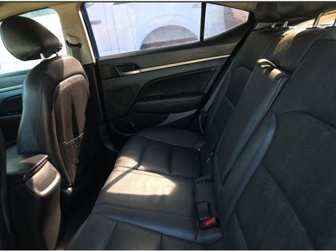 Used 2017 Hyundai Elantra Limited w/ Limited Tech Package 08 image 26