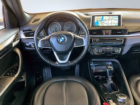 Used 2017 BMW X1 sDrive28i image 8