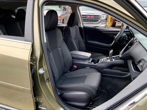 Certified 2023 Subaru Outback Premium image 7