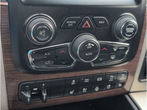 Used 2017 RAM 3500 Laramie image 18