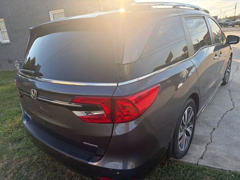 Used 2021 Honda Odyssey Touring image 11