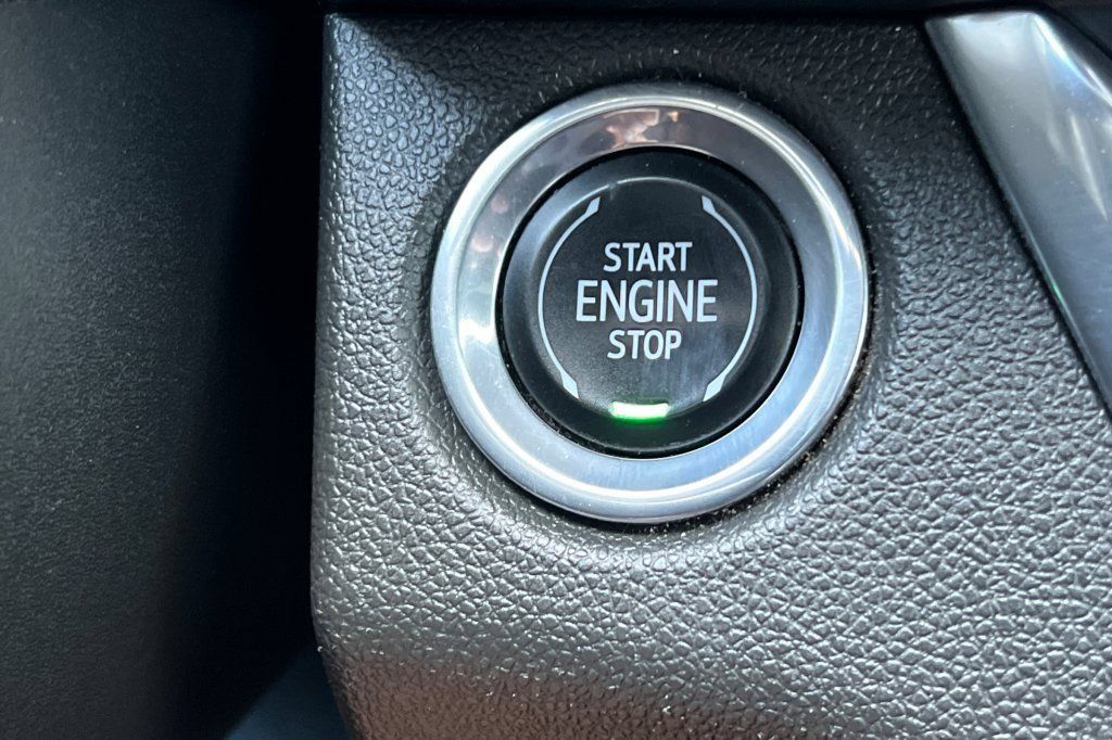 Used 2024 Buick Envista Preferred w/ Convenience I Package FWD image 19