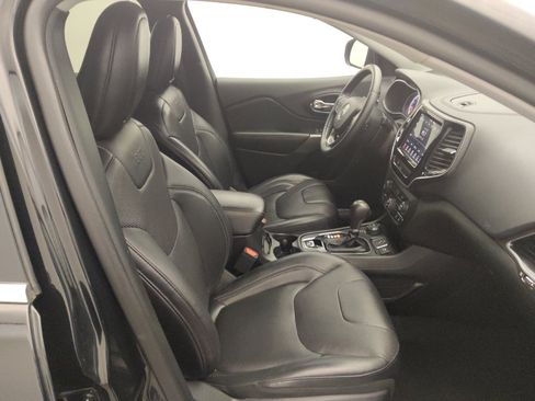 Used 2019 Jeep Cherokee Limited AWD/4WD image 21