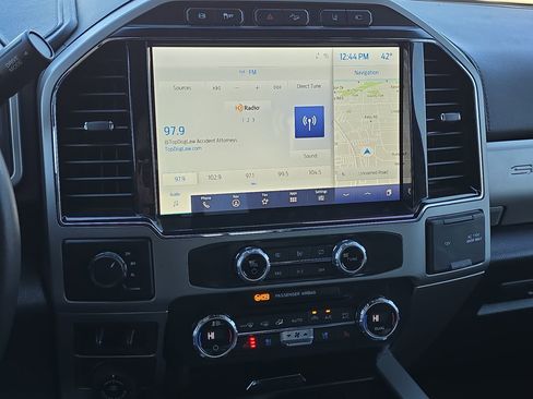 Used 2022 Ford F450 Lariat w/ Lariat Ultimate Package image 17