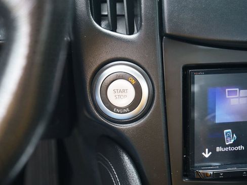 Used 2009 Nissan 370Z Touring w/ Sport Pkg image 17