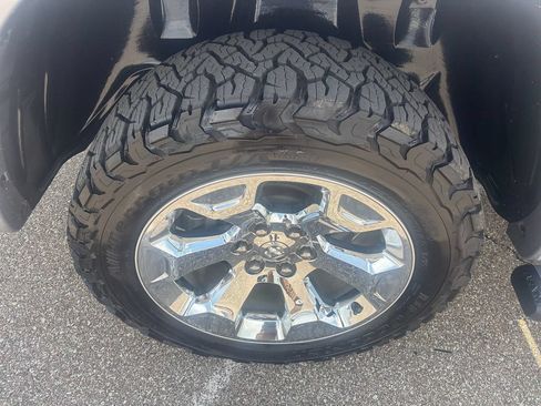 Used 2022 RAM 1500 Big Horn AWD/4WD image 6