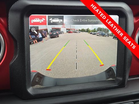 Used 2022 Jeep Gladiator Rubicon w/ LED Lighting Group AWD/4WD image 18
