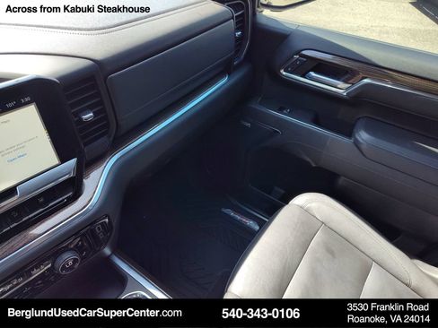Used 2022 Chevrolet Silverado 1500 LT Trail Boss w/ LT Trail Boss Premium Package AWD/4WD image 35