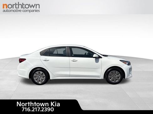 Used 2018 Kia Rio S FWD image 5