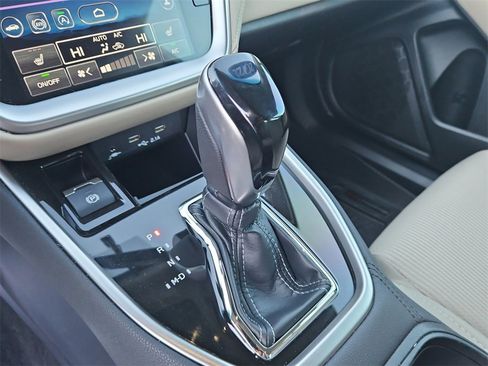 Used 2022 Subaru Legacy Premium image 35