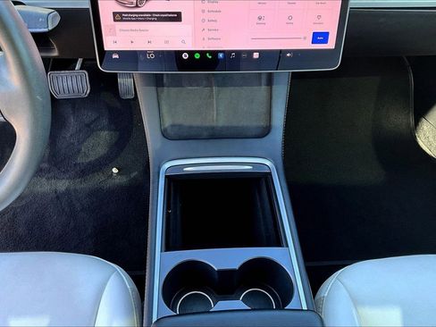 Used 2021 Tesla Model 3 Long Range image 18