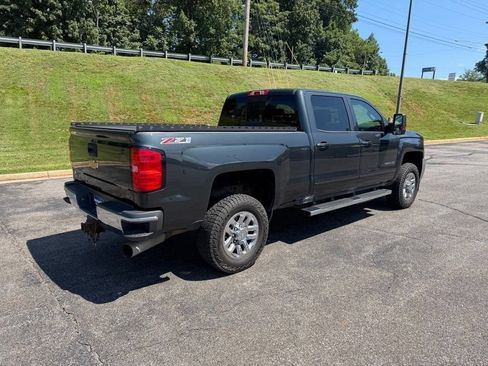 Used 2017 Chevrolet Silverado 2500 LT w/ LT Convenience Package AWD/4WD image 7