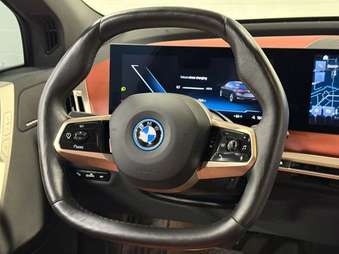 Used 2023 BMW iX xDrive50 w/ Premium Package AWD/4WD image 24