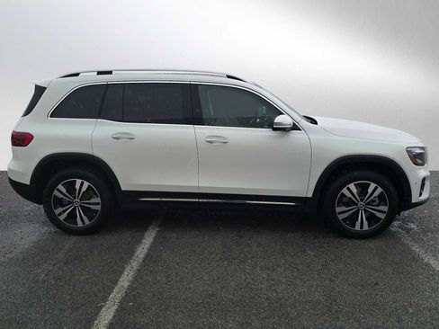 New 2026 Mercedes-Benz GLB 250 image 2