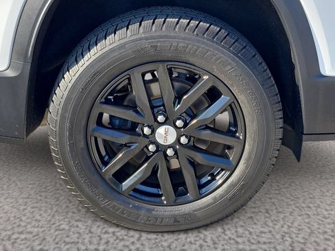 Used 2019 GMC Acadia SLT FWD image 8
