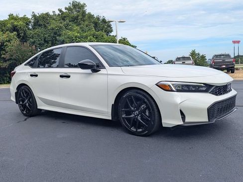 Used 2025 Honda Civic Sport image 2