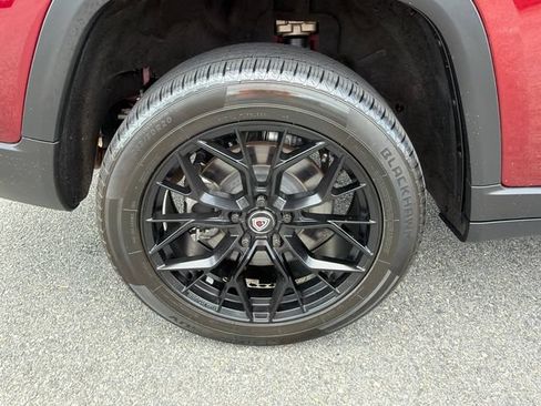 Used 2023 Jeep Grand Cherokee L Limited RWD image 17
