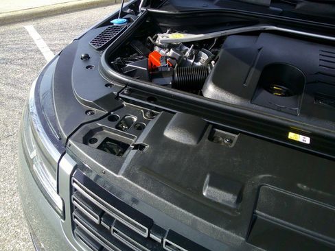 Used 2023 Land Rover Range Rover Sport SE image 63