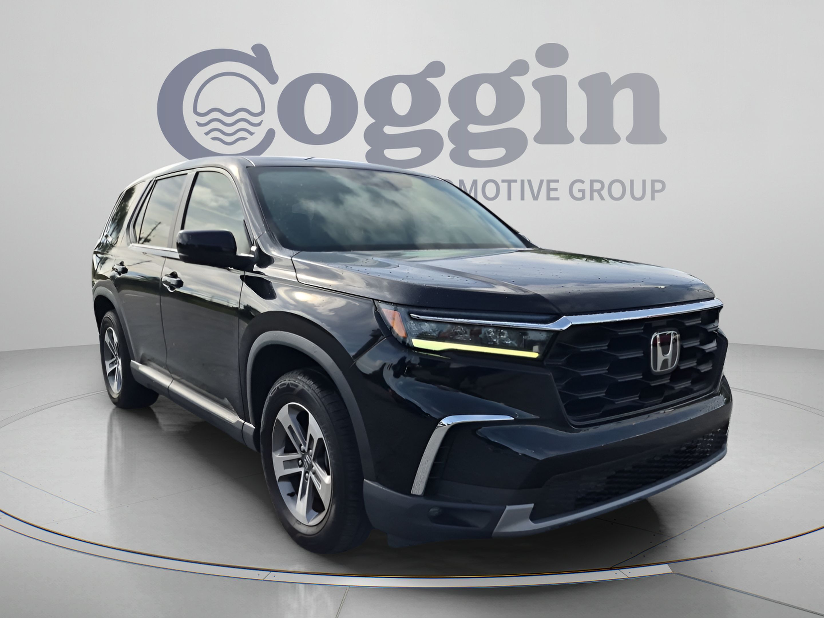 Used 2025 Honda Pilot EX-L image 8