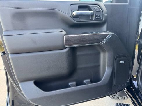 Used 2023 Chevrolet Silverado 2500 LTZ w/ LTZ Plus Package AWD/4WD image 4