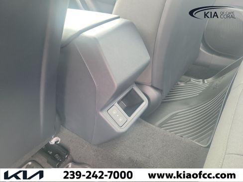 New 2026 Kia K4 FWD image 15