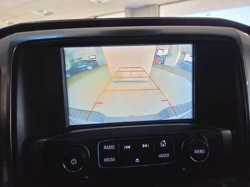 Used 2017 Chevrolet Silverado 1500 LTZ Z71 w/ LTZ Plus Package AWD/4WD image 36
