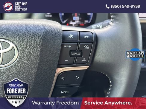 Used 2025 Toyota Crown XLE image 29