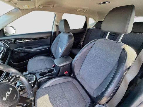 Used 2024 Kia Seltos S FWD image 12