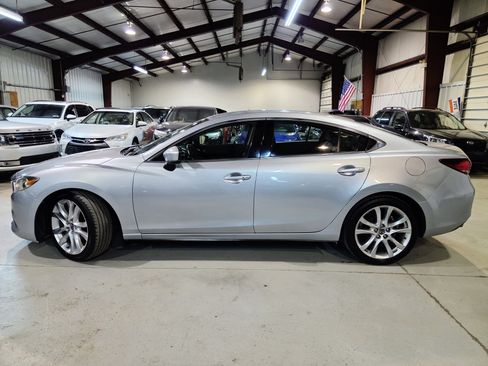 Used 2017 MAZDA MAZDA6 Touring FWD image 4