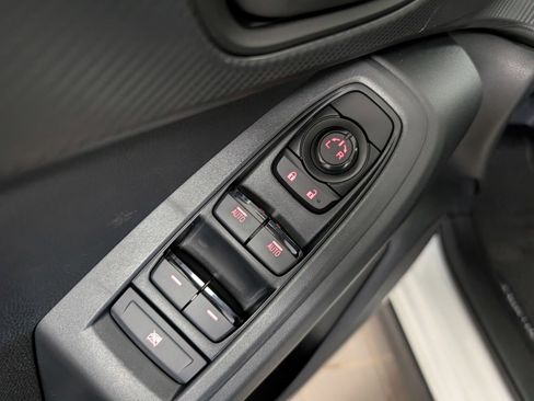 New 2025 Subaru Crosstrek 2.0i Premium image 26