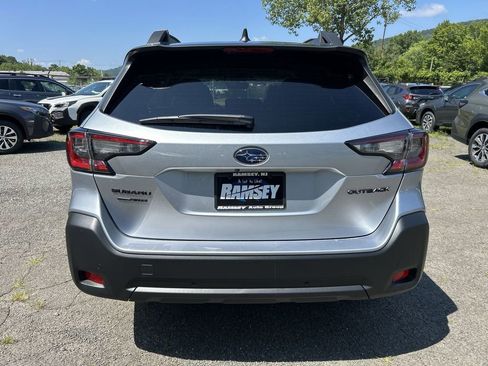 Used 2025 Subaru Outback Onyx Edition image 7