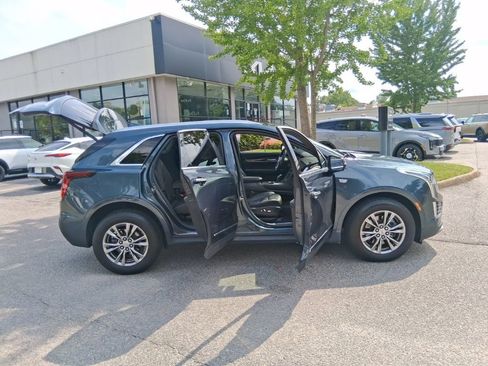 Used 2021 Cadillac XT5 Premium Luxury AWD/4WD image 20