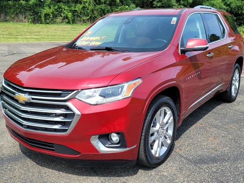 Used 2021 Chevrolet Traverse High Country AWD/4WD image 3