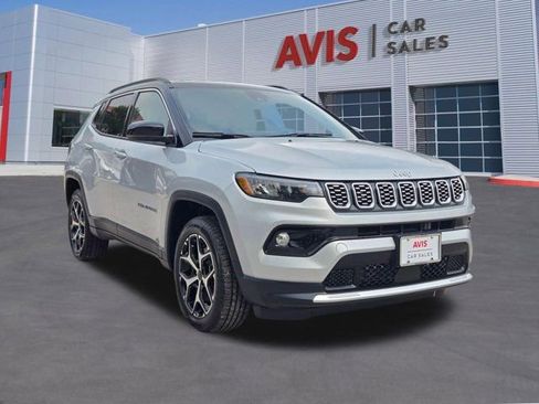 Used 2025 Jeep Compass Limited AWD/4WD image 3