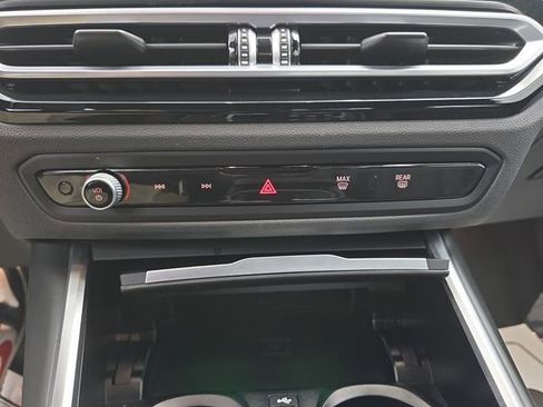 Used 2024 BMW 330i Sedan image 37