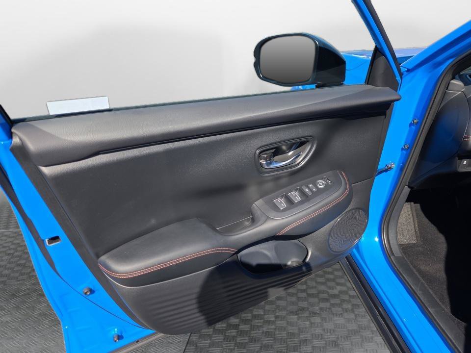 Used 2026 Honda HR-V Sport image 32