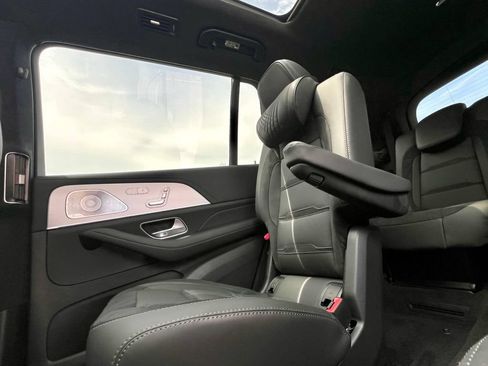 Certified 2025 Mercedes-Benz GLS 63 AMG 4MATIC image 29