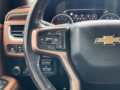 Used 2021 Chevrolet Tahoe High Country w/ Premium Package RWD image 10