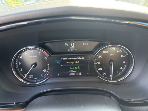 Used 2021 Cadillac XT5 Premium Luxury image 36