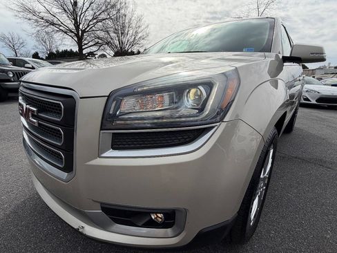 Used 2017 GMC Acadia Limited SLT image 15