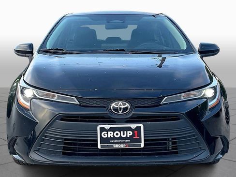 Used 2023 Toyota Corolla LE image 4
