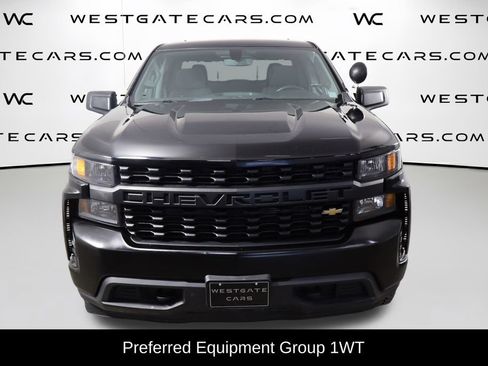 Used 2021 Chevrolet Silverado 1500 W/T w/ Z71 Off-Road Package AWD/4WD image 2