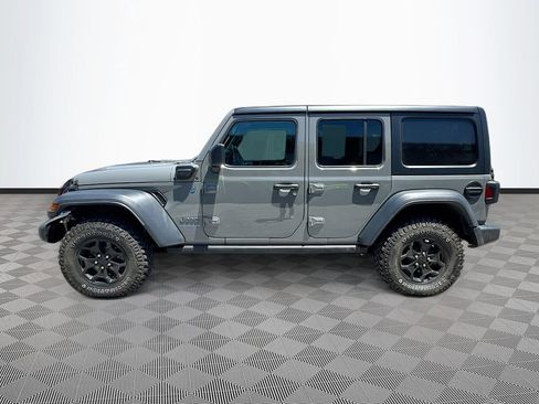 Used 2023 Jeep Wrangler Unlimited w/ Cold Weather Group AWD/4WD image 9